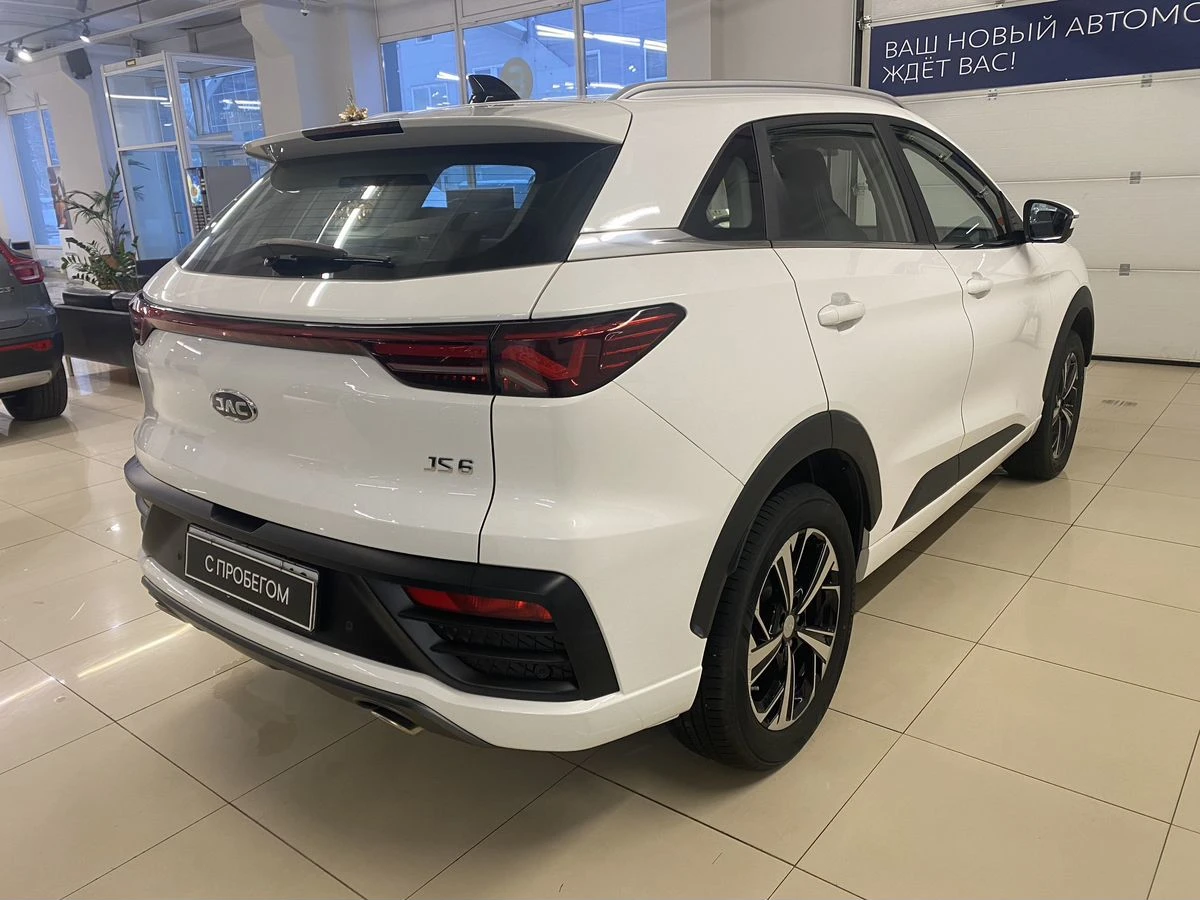 JAC JS6