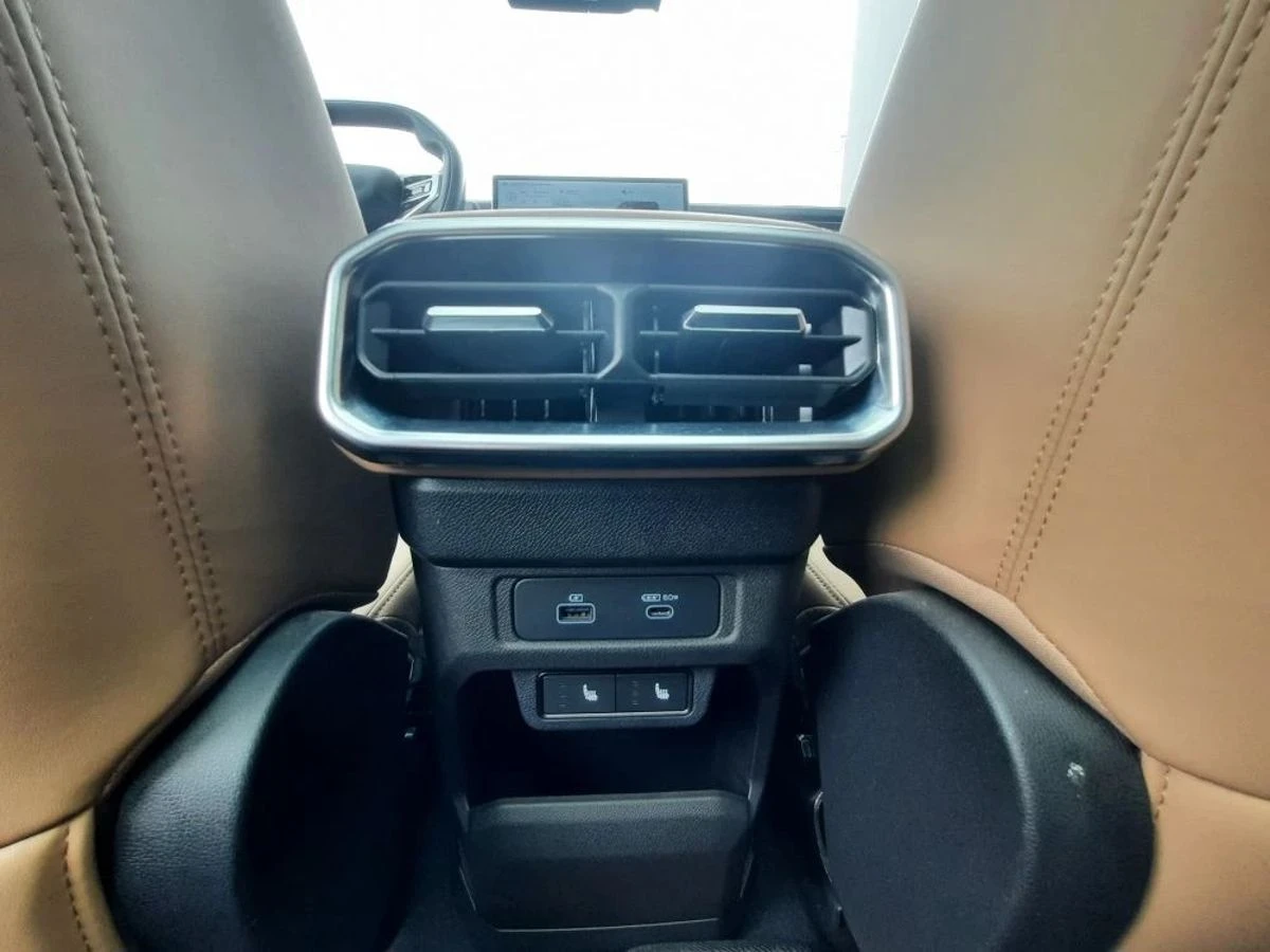 Jetour T2