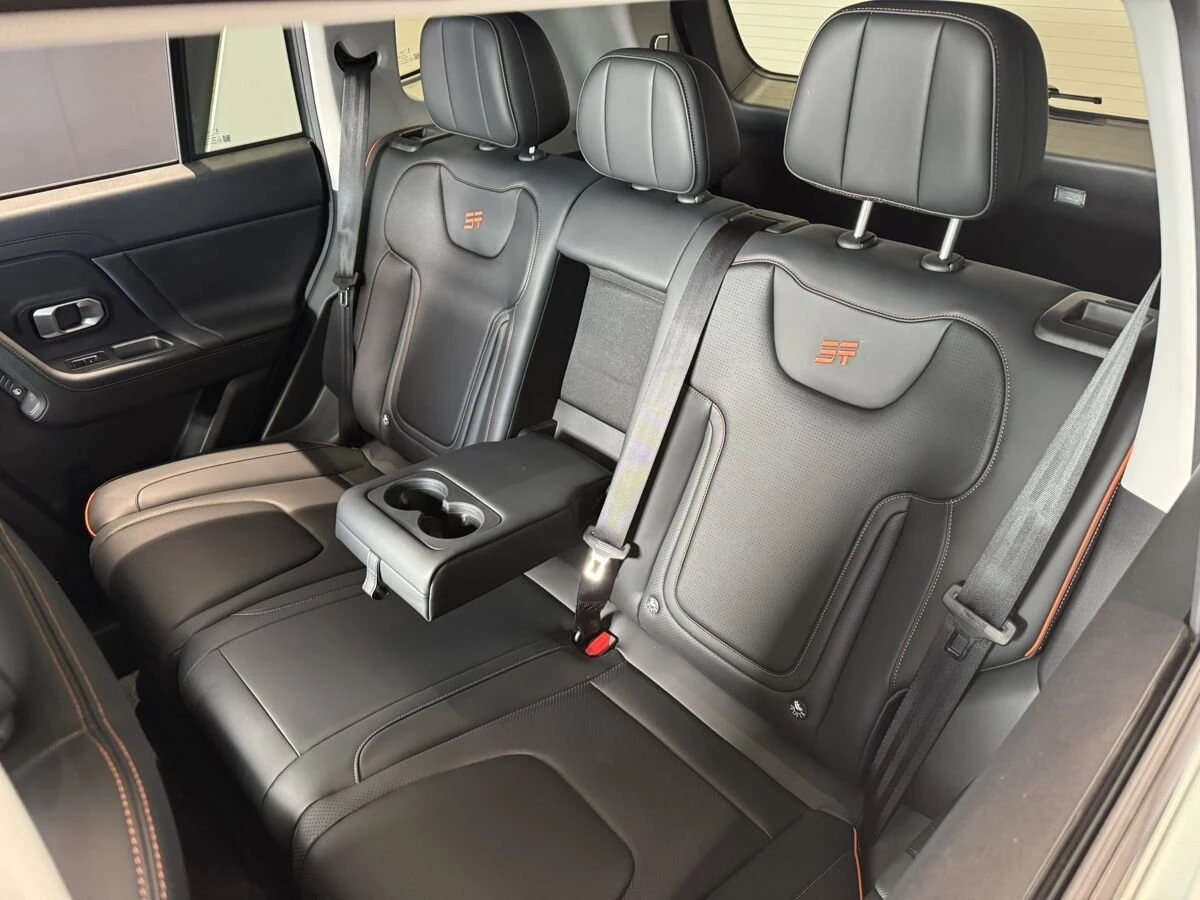 Jetour T1