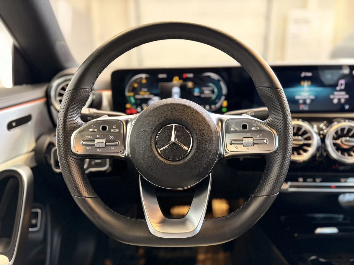Mercedes-Benz CLA