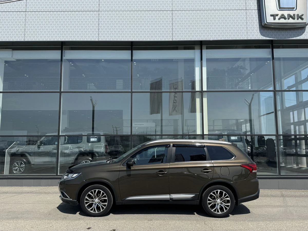 Mitsubishi Outlander