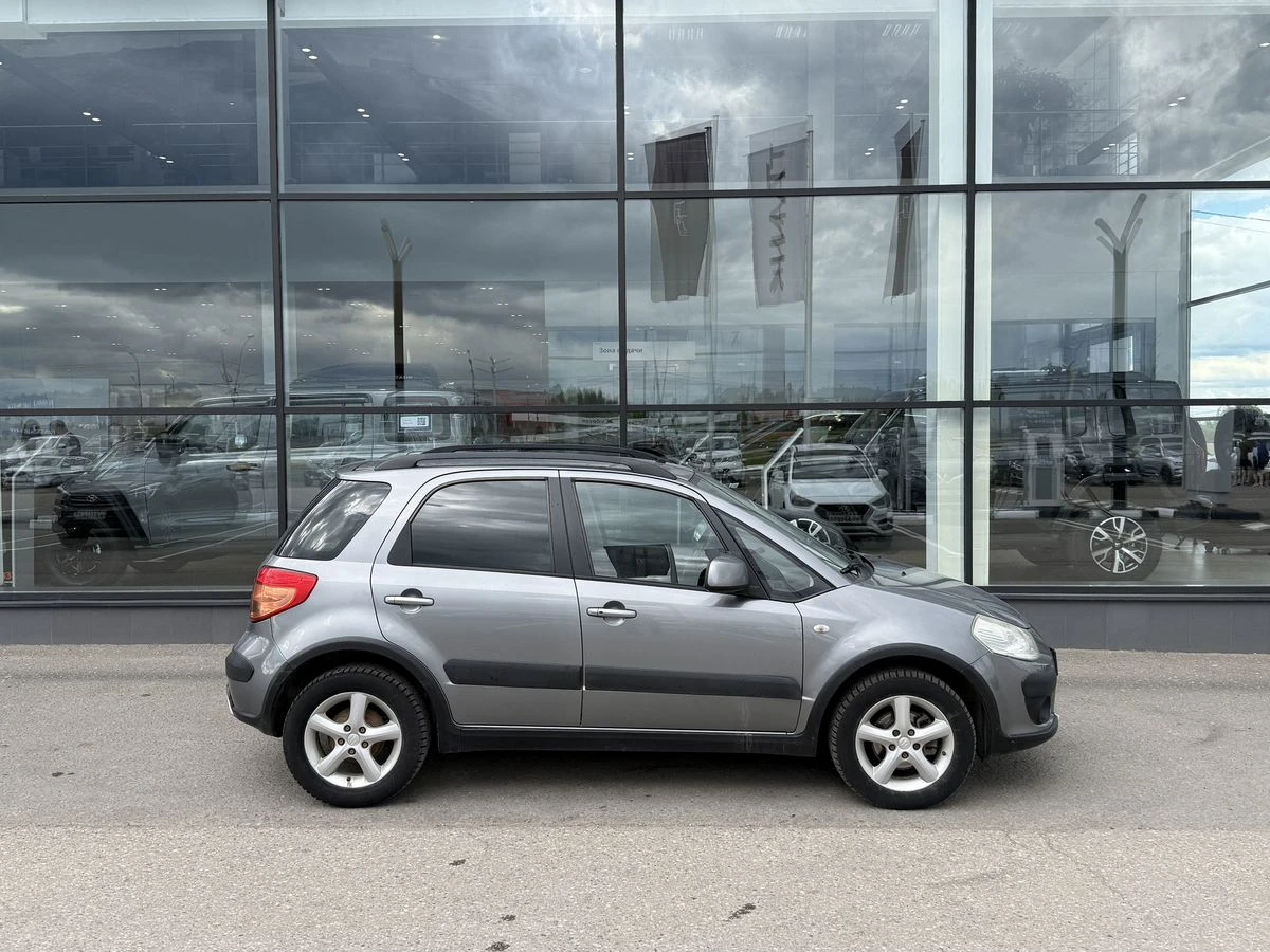 Suzuki SX4