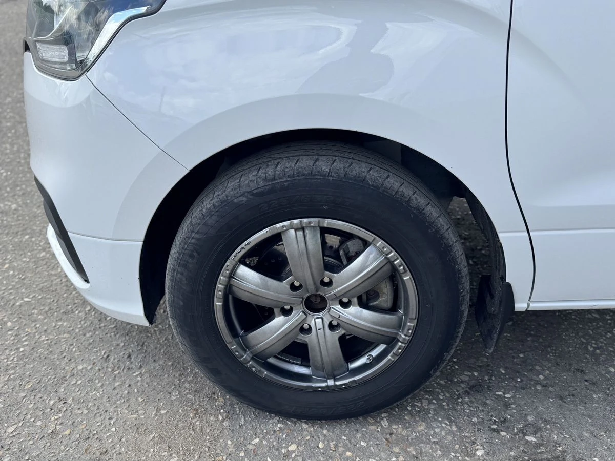 Hyundai Grand Starex