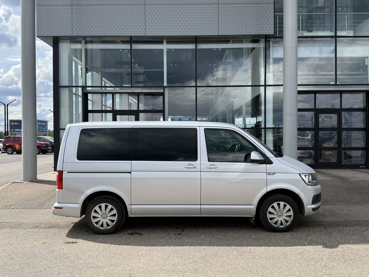 Volkswagen Caravelle