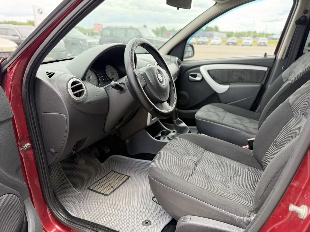 Renault Sandero