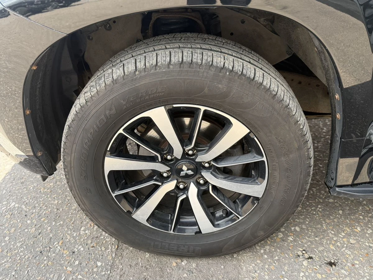 Mitsubishi Pajero Sport