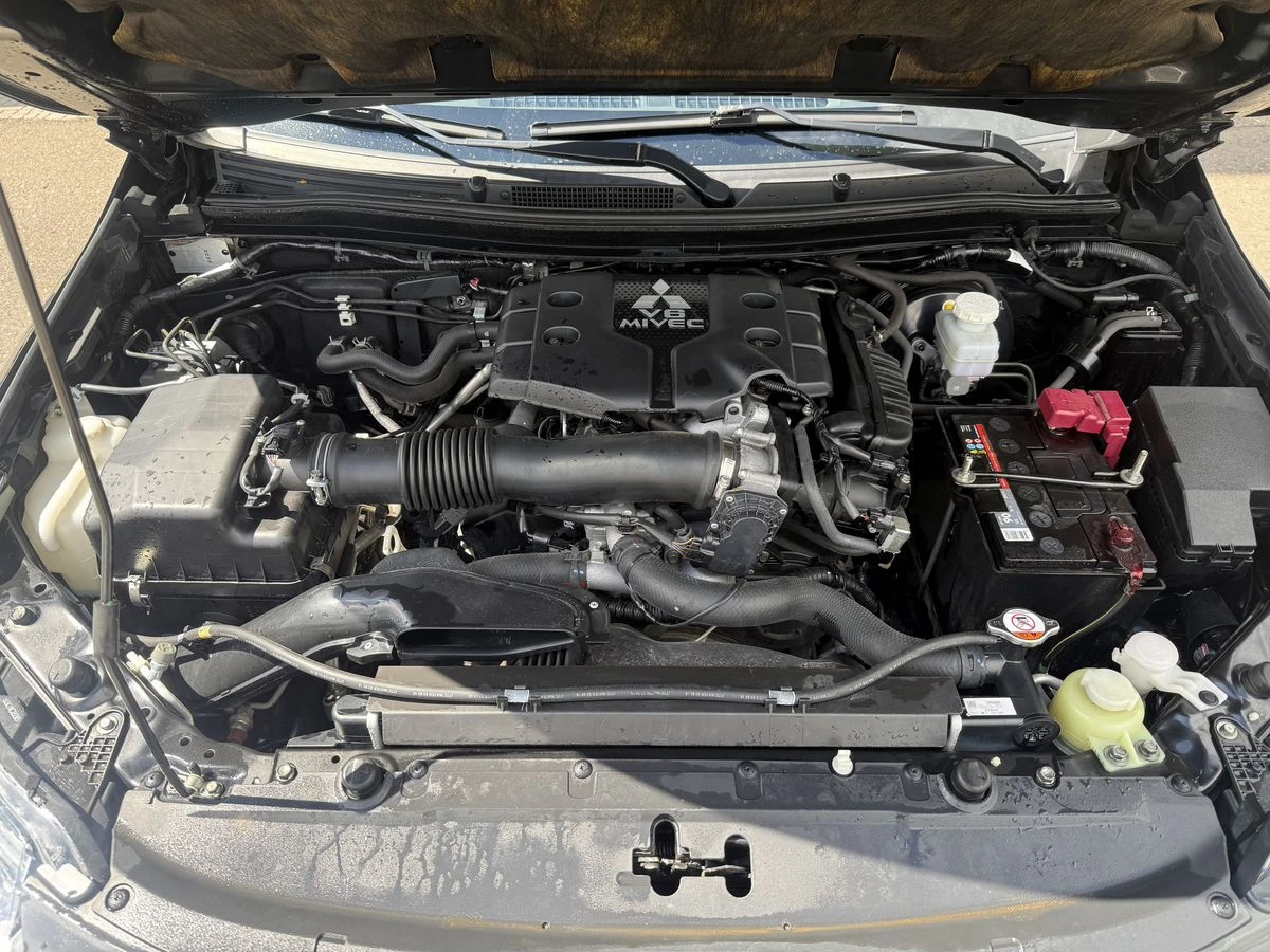 Mitsubishi Pajero Sport