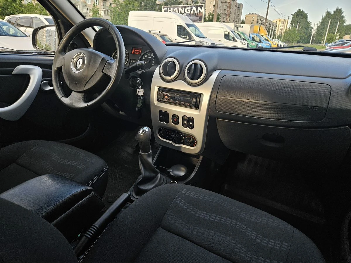 Renault Sandero
