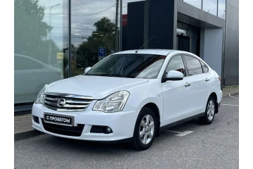 Nissan Almera