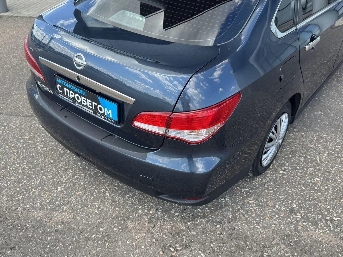 Nissan Almera