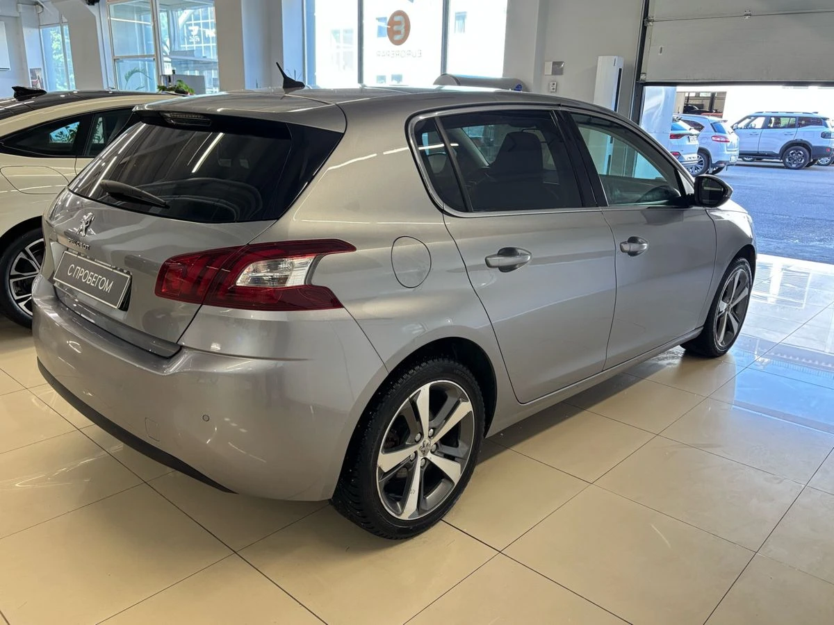 Peugeot 308