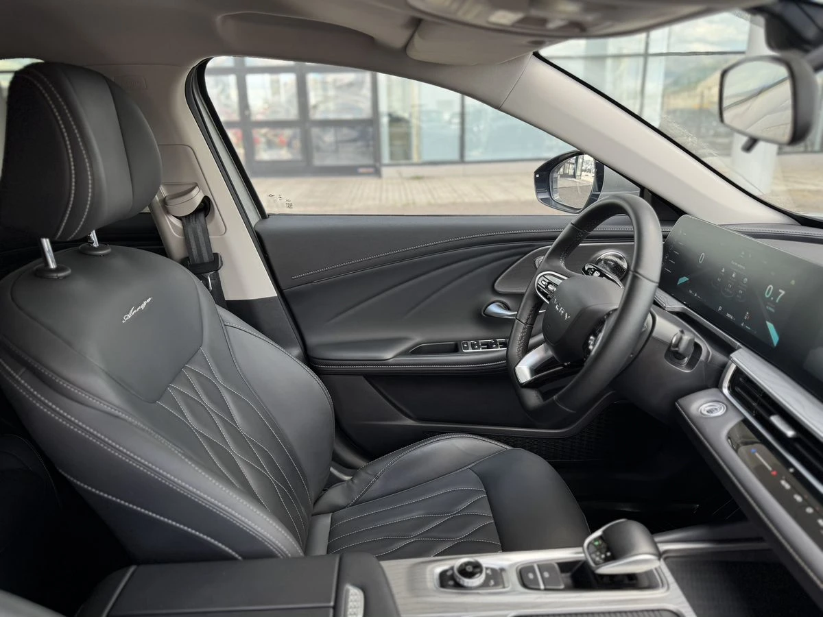Chery Arrizo 8