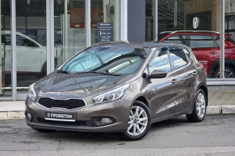 Продажа Kia Ceed в Санкт-Петербурге