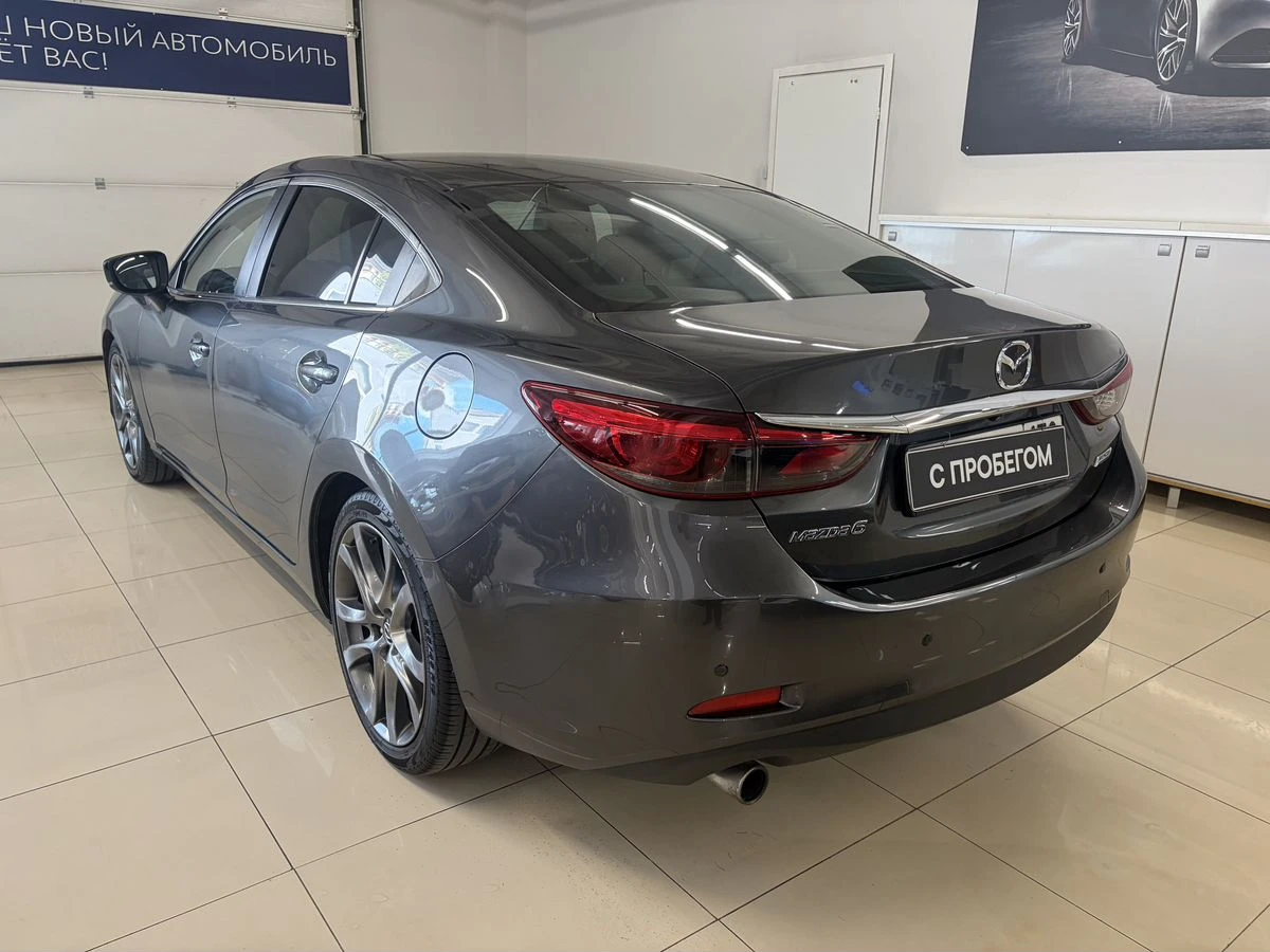 Mazda 6