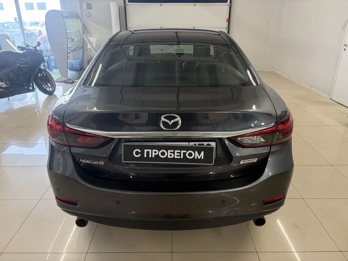 Mazda 6