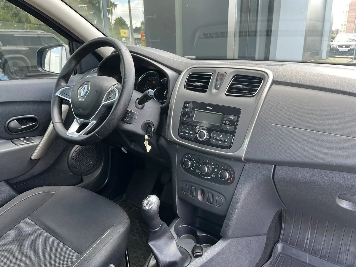 Renault Logan