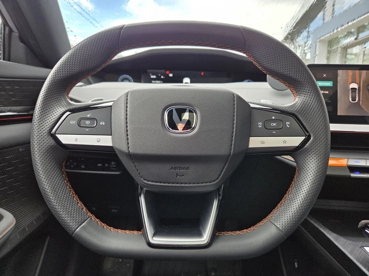 Changan UNI-V