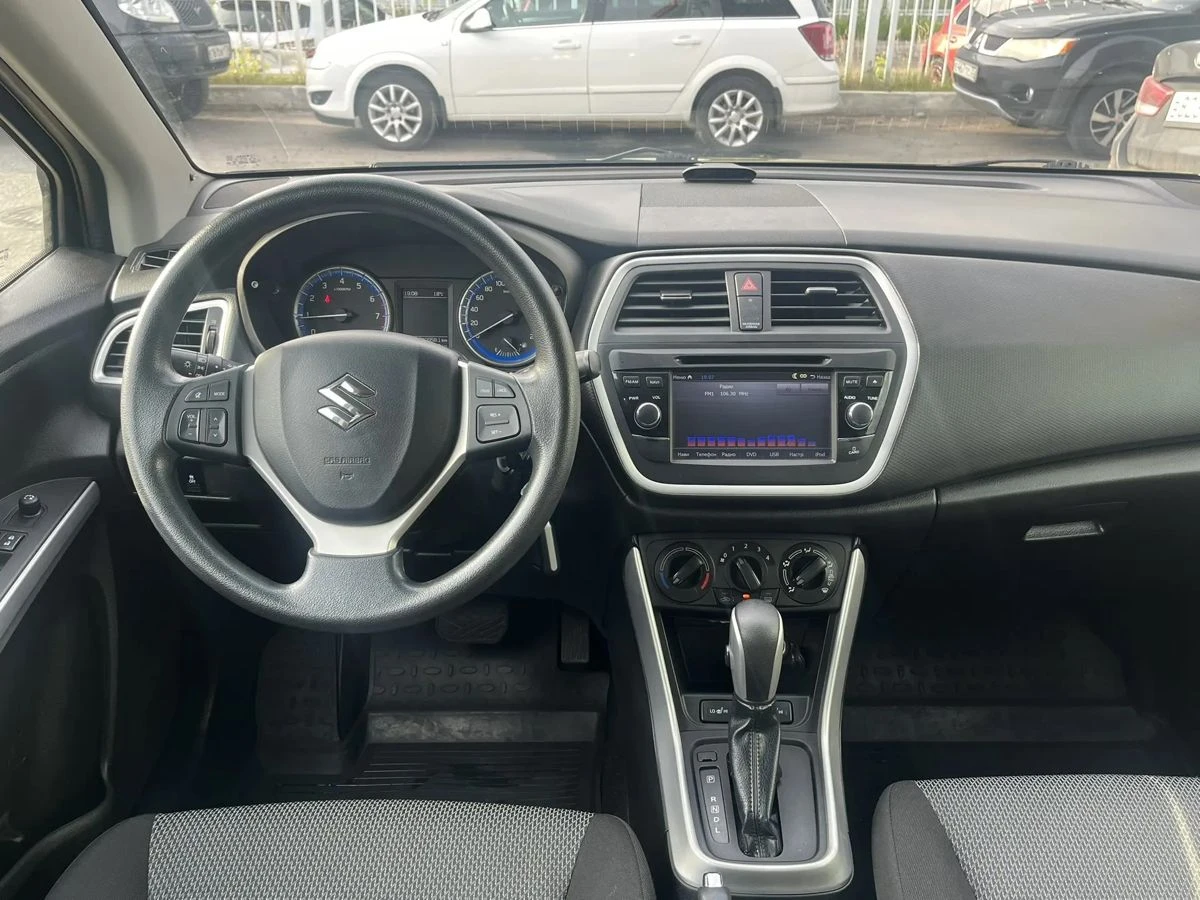 Suzuki SX4