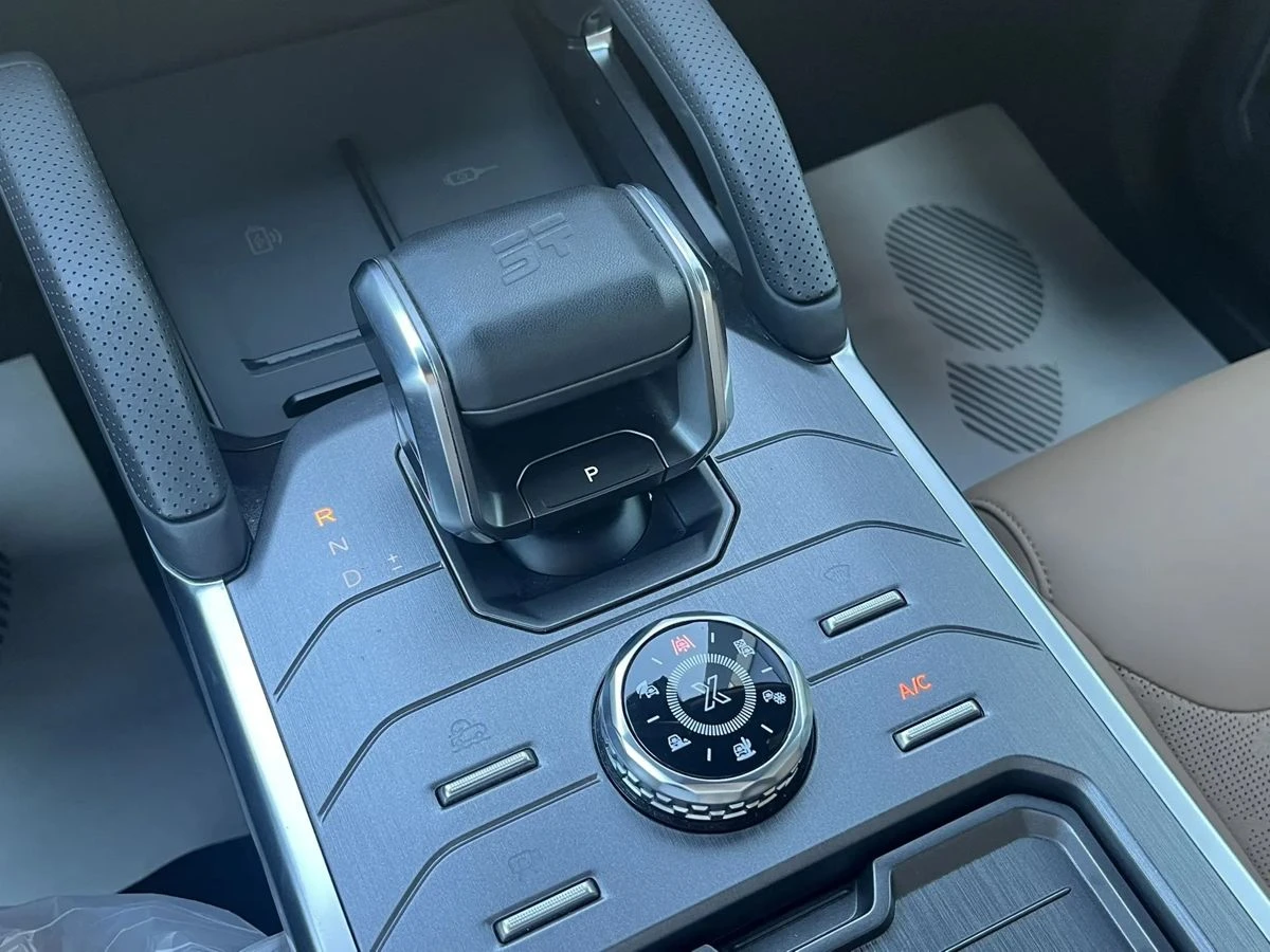 Jetour T2