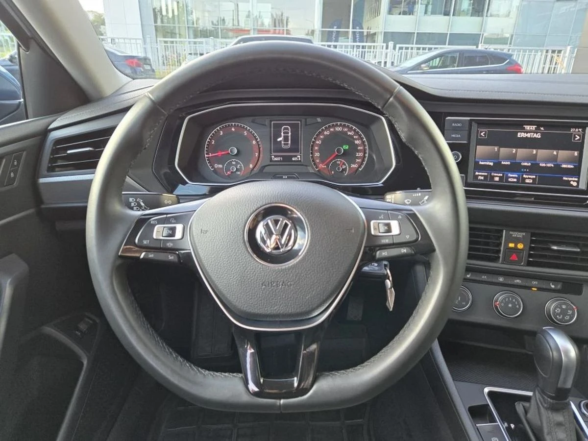 Volkswagen Jetta