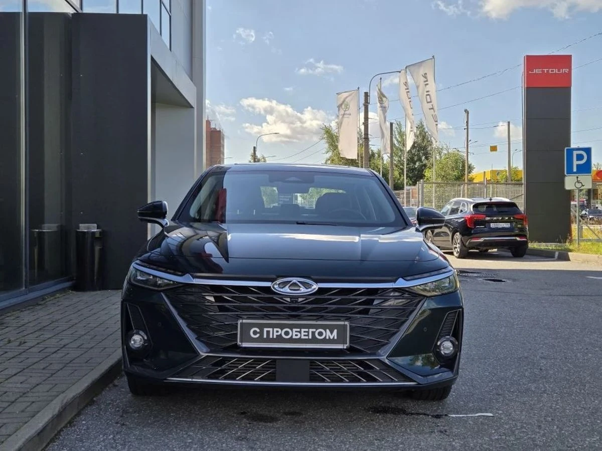 Chery Arrizo 8