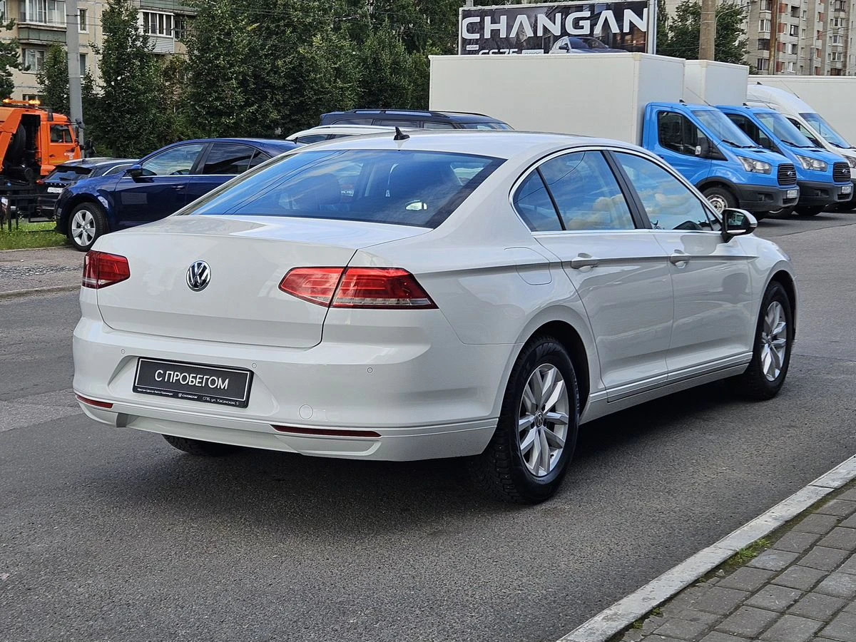 Volkswagen Passat