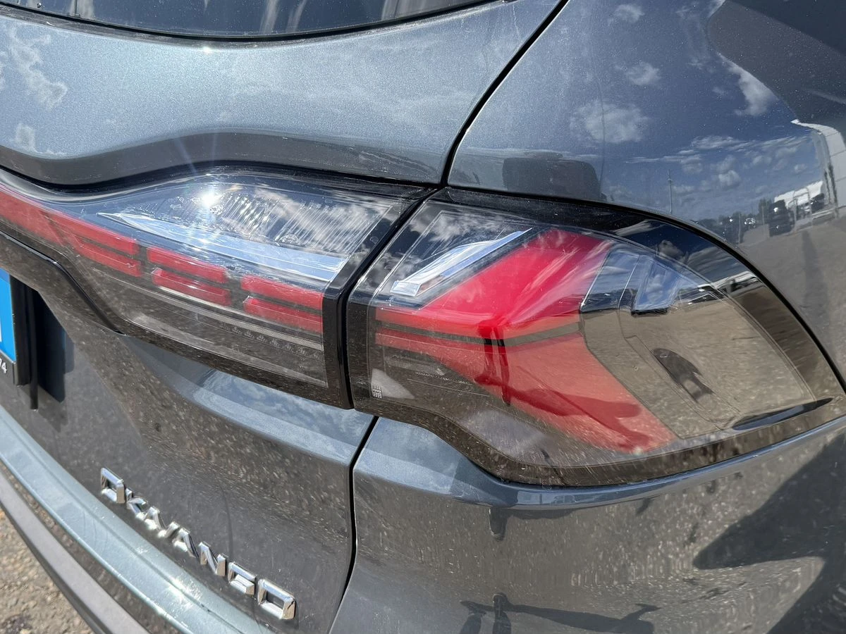 Geely Okavango