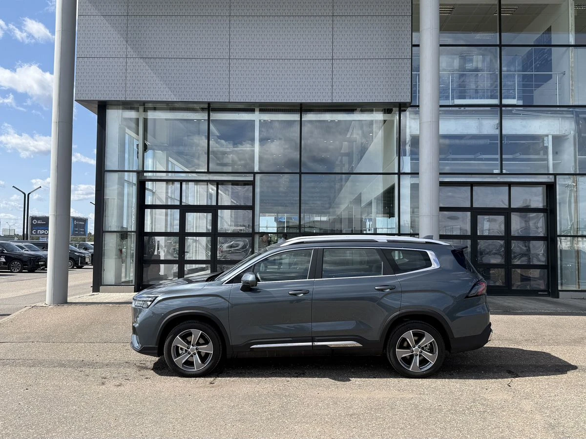 Geely Okavango