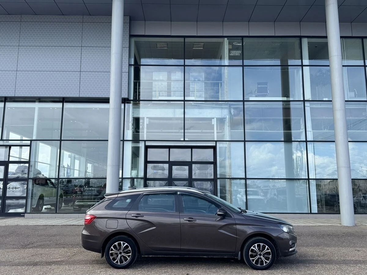 Lada (ВАЗ) Vesta