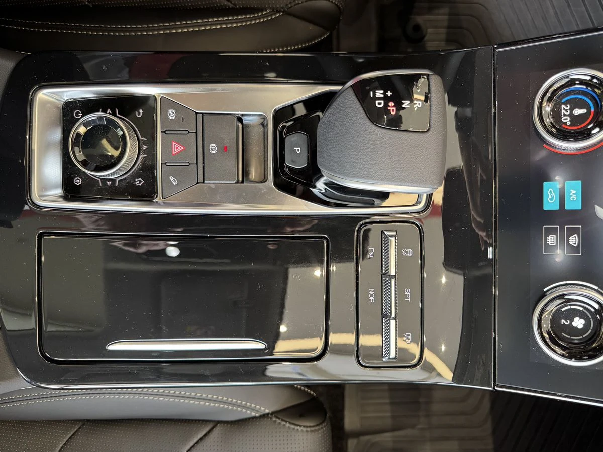Jetour X70+