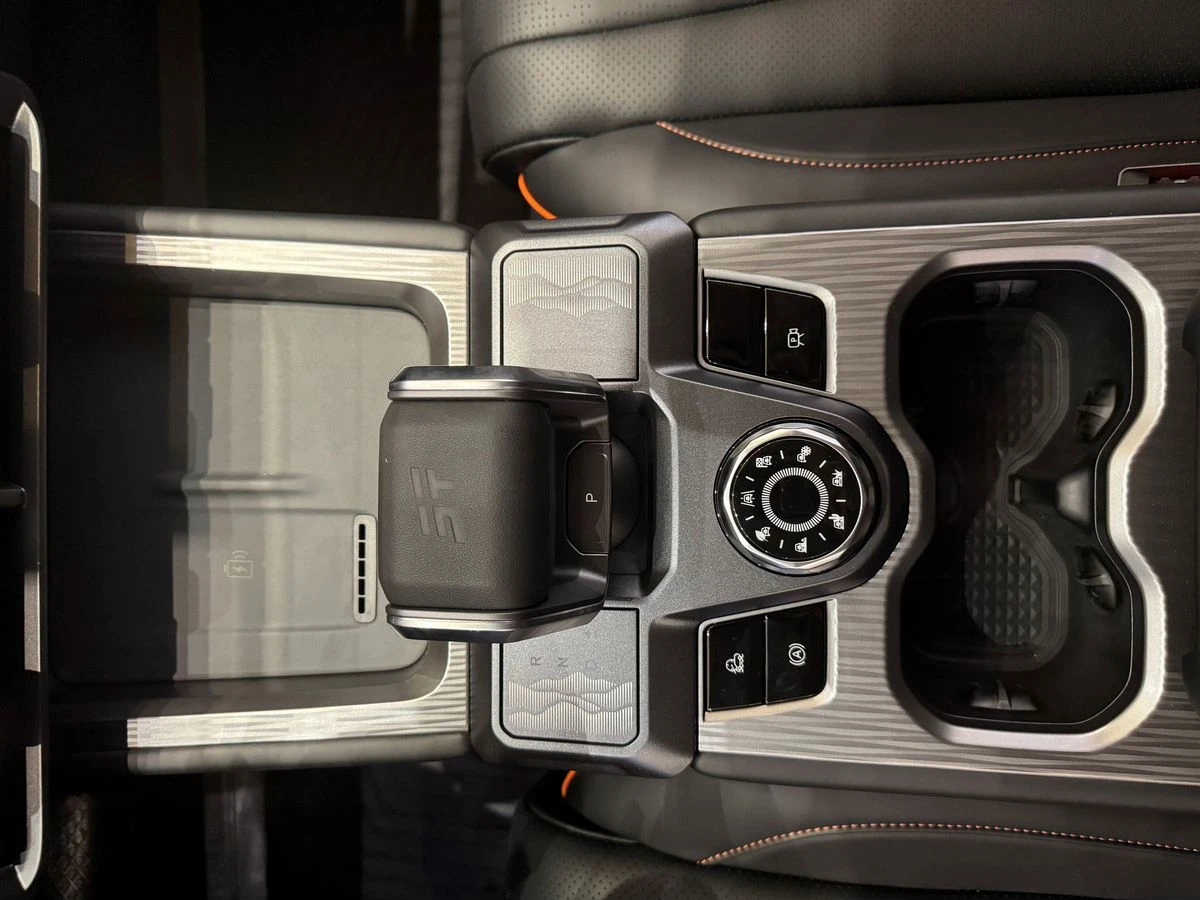 Jetour T1