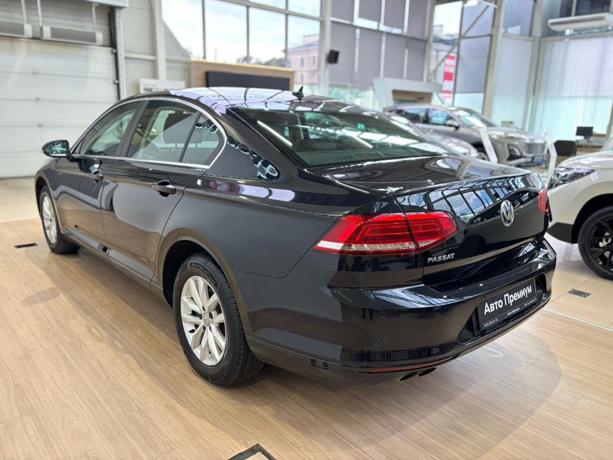 Volkswagen Passat