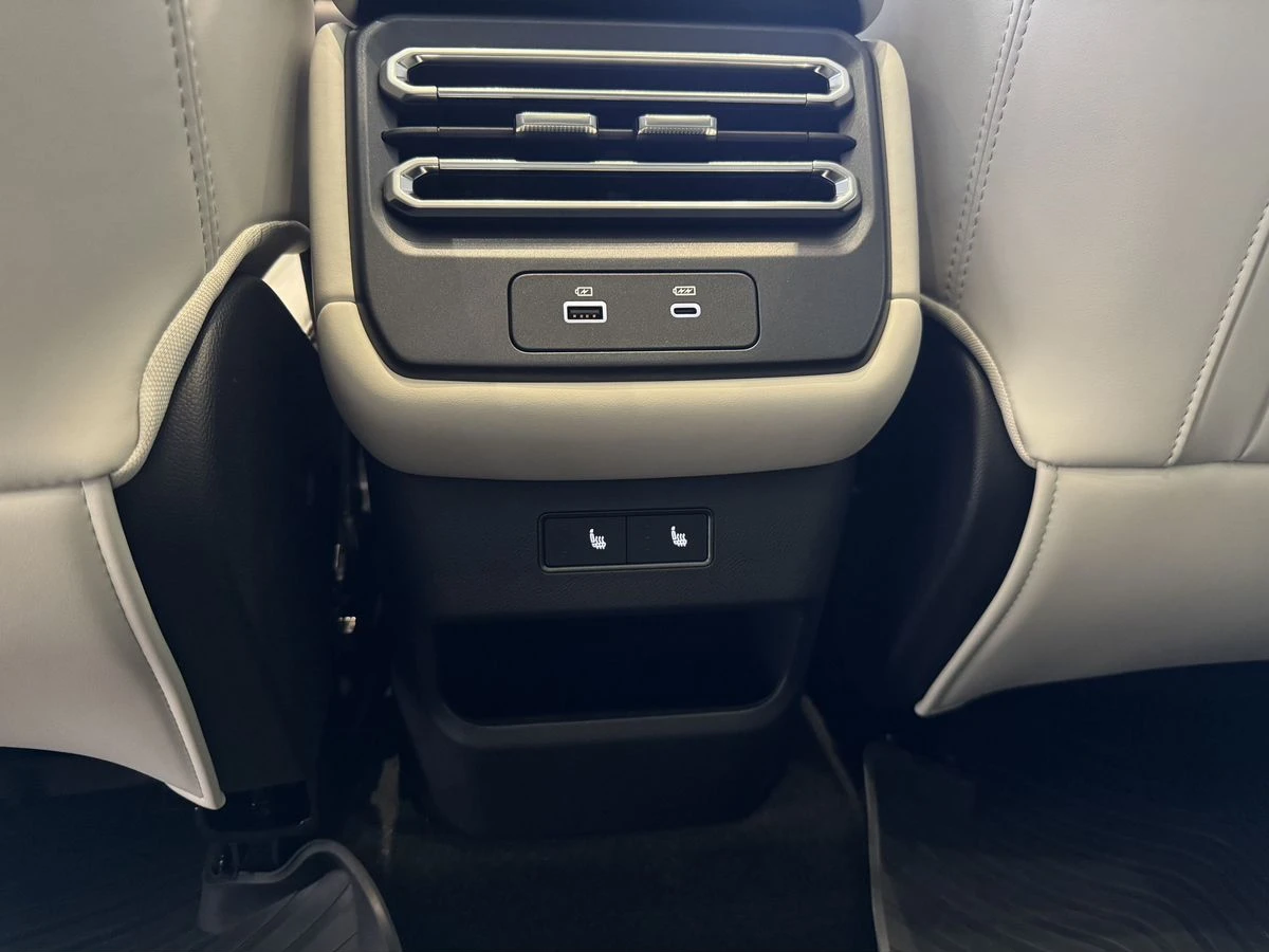 Jetour T1