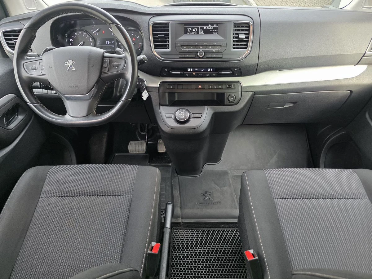 Peugeot Traveller