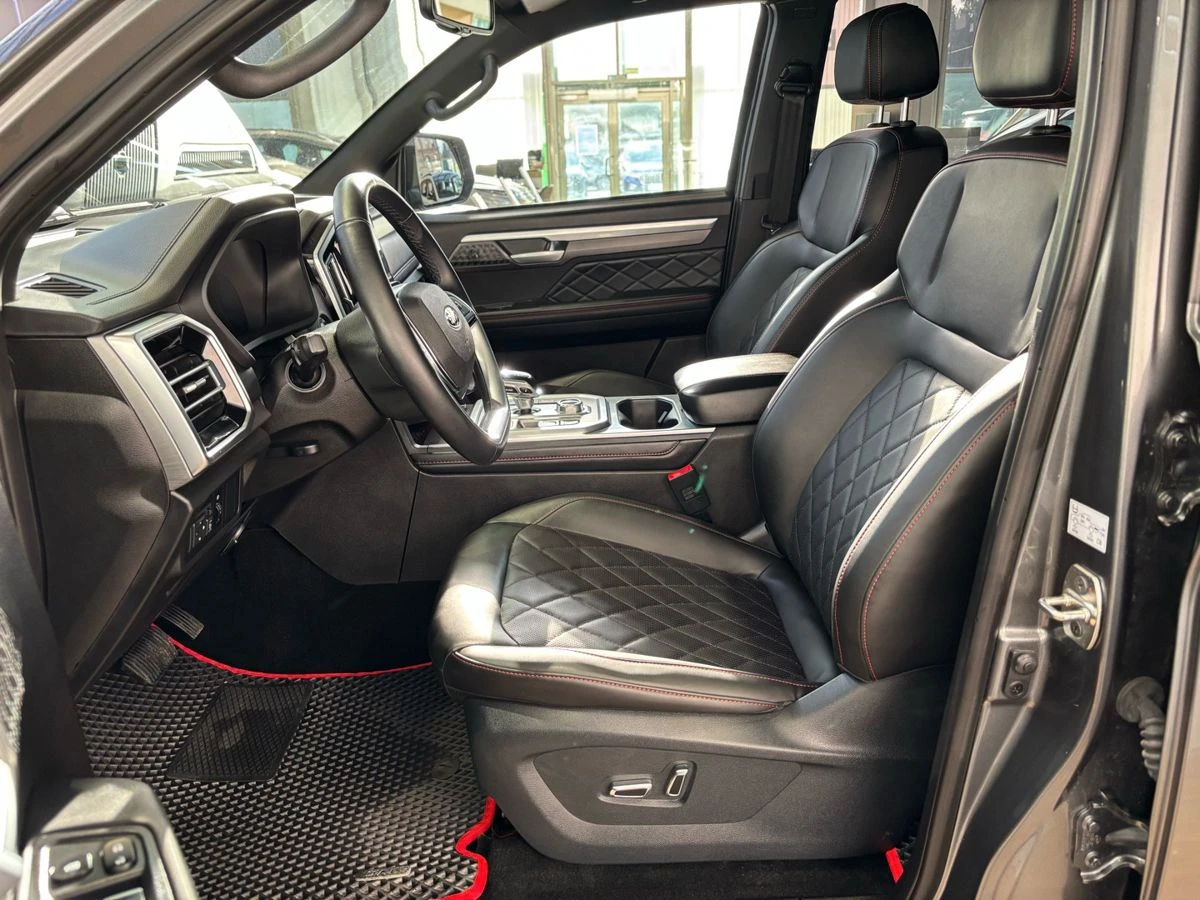 JAC T9