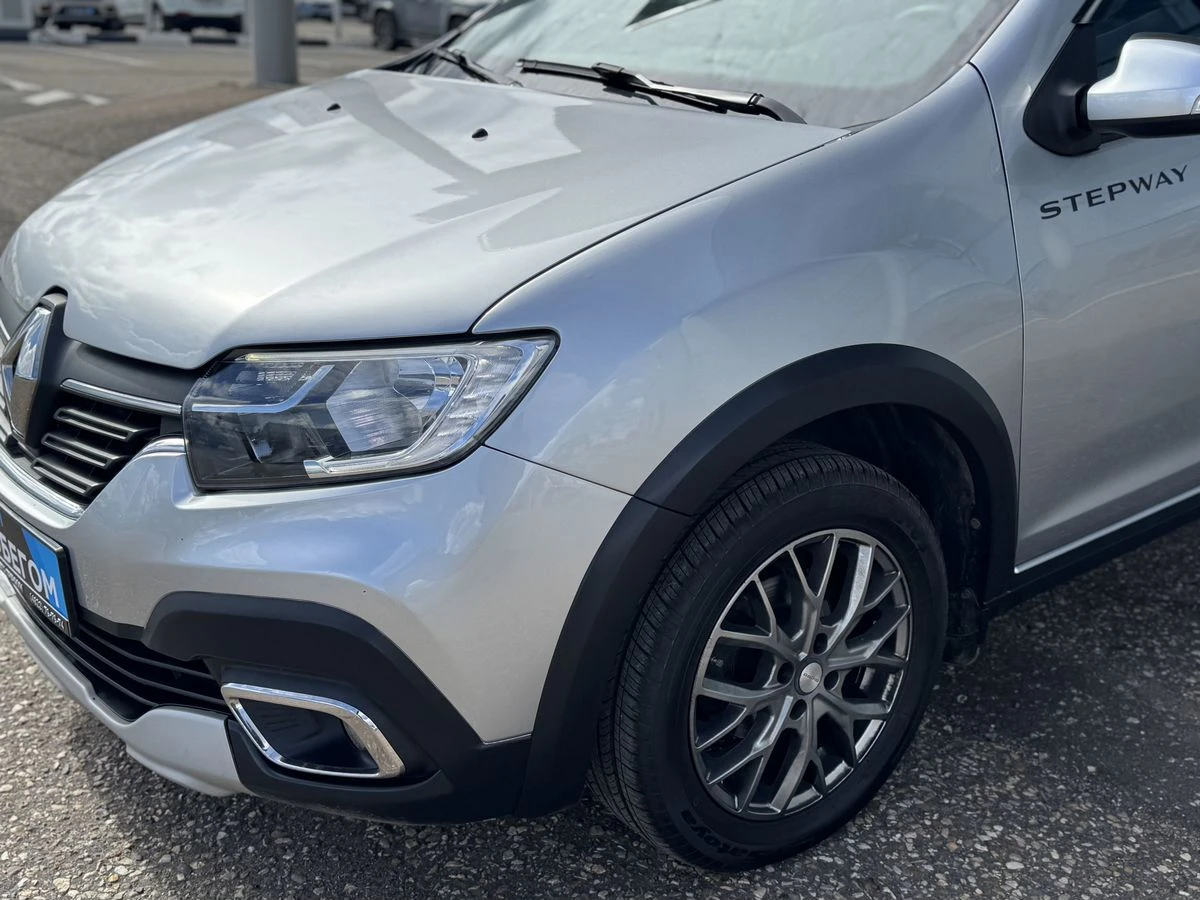 Renault Sandero
