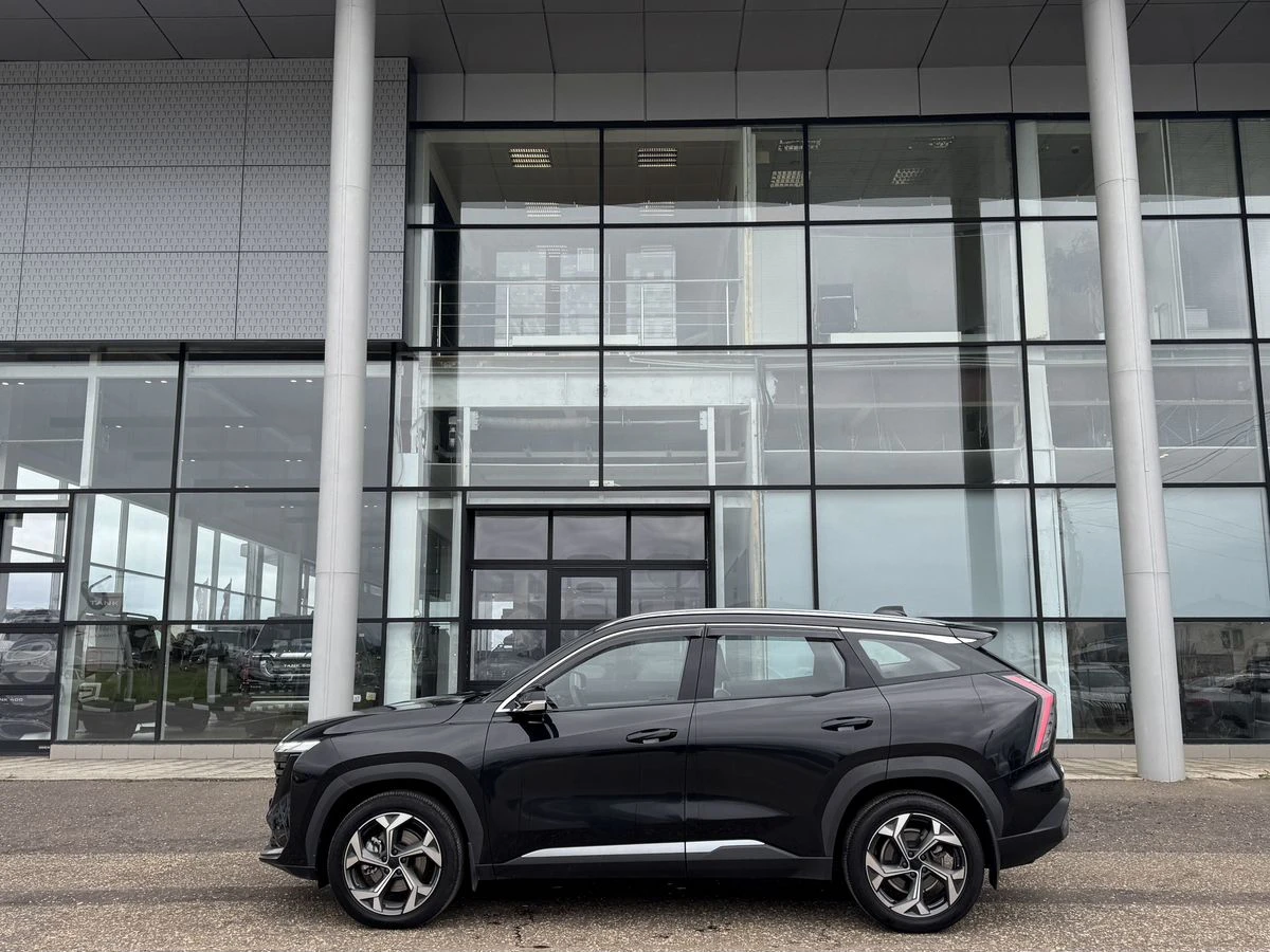 Geely Atlas