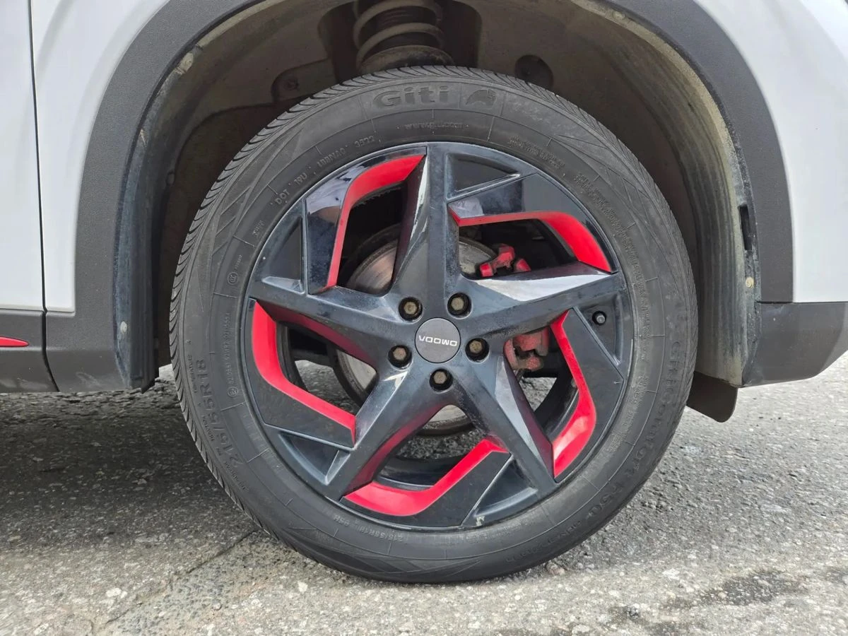 Omoda C5