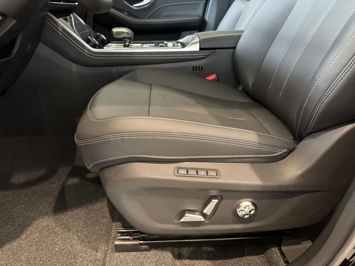 Jetour X90+