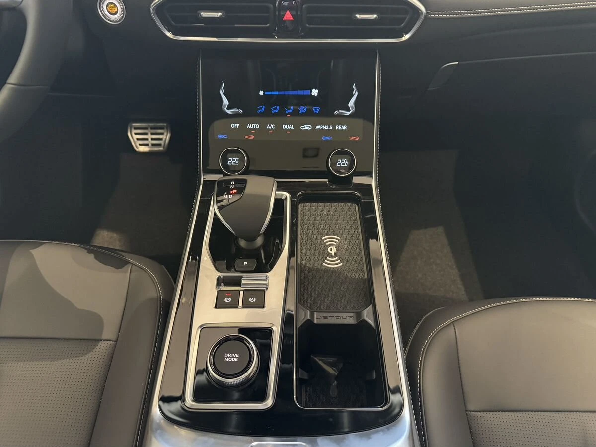 Jetour X90+