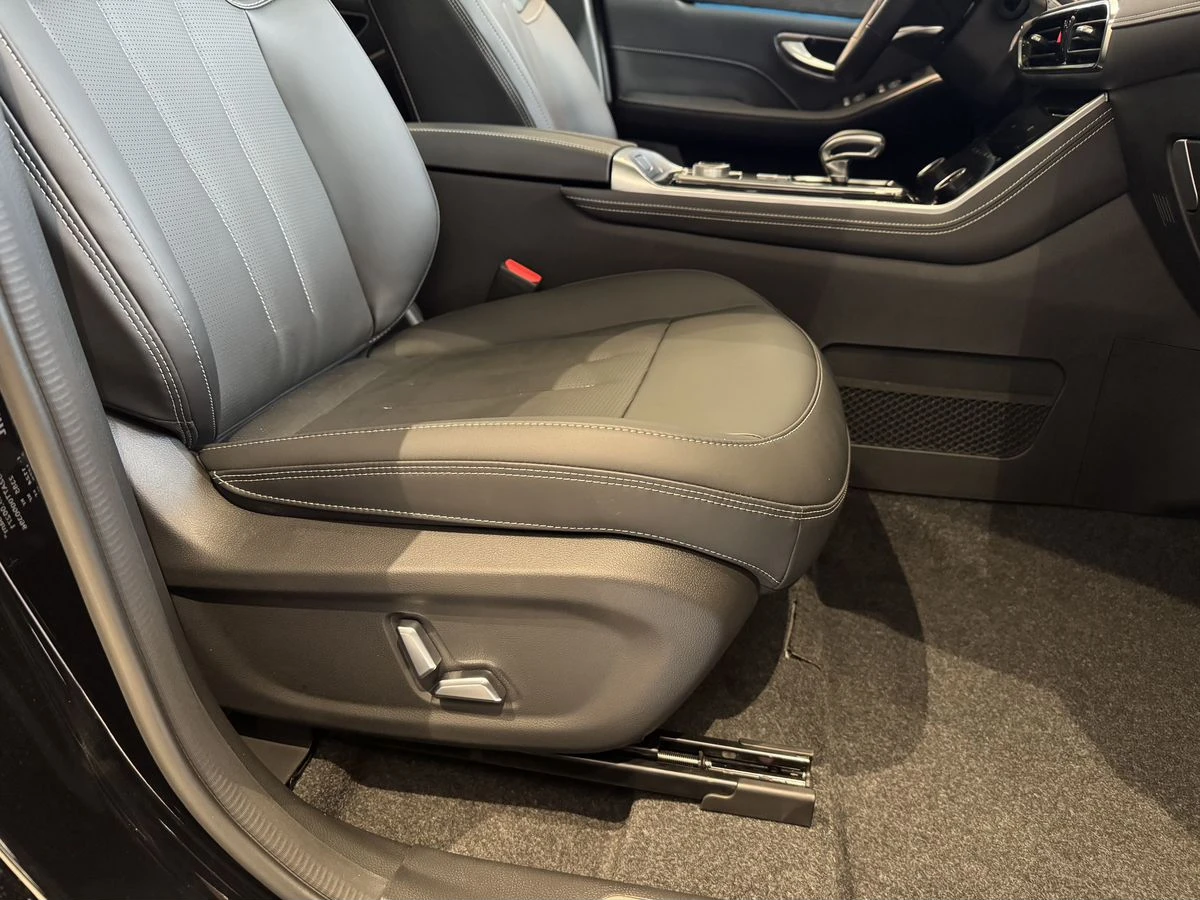 Jetour X90+