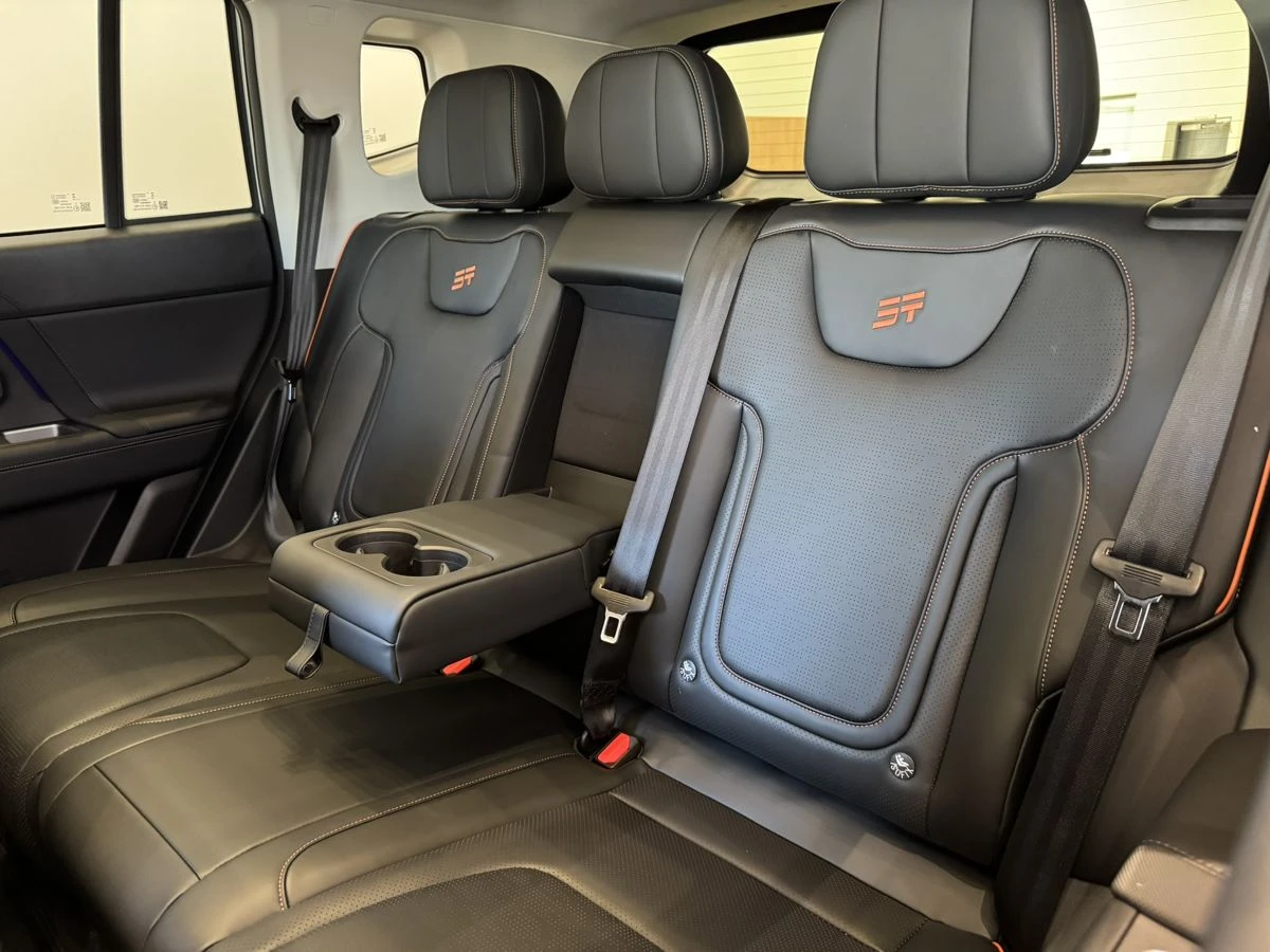 Jetour T1