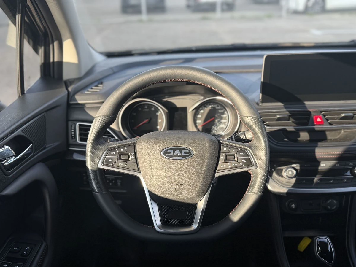 JAC JS3