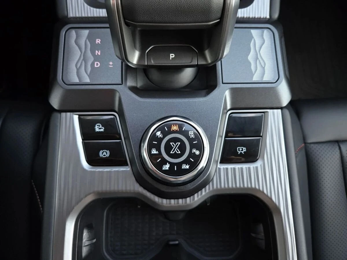 Jetour T1