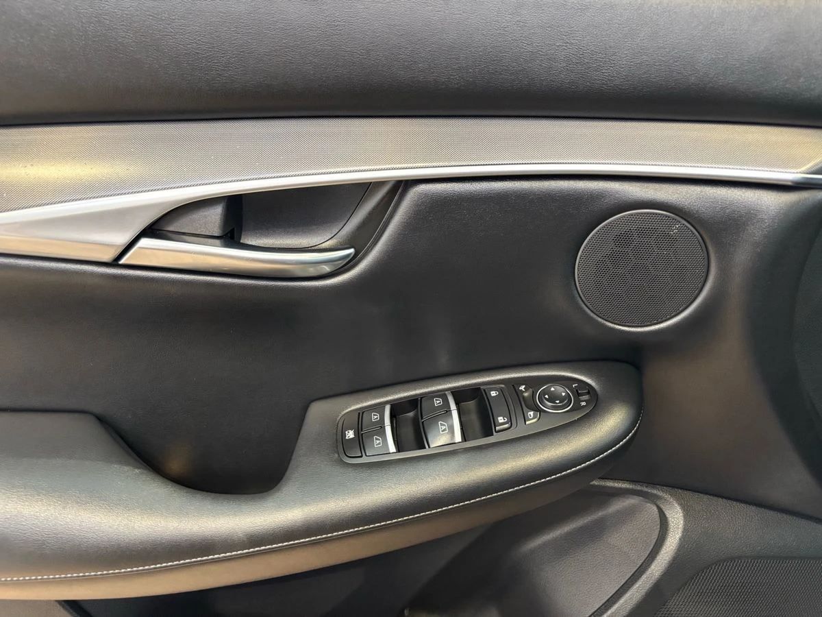 Infiniti QX50