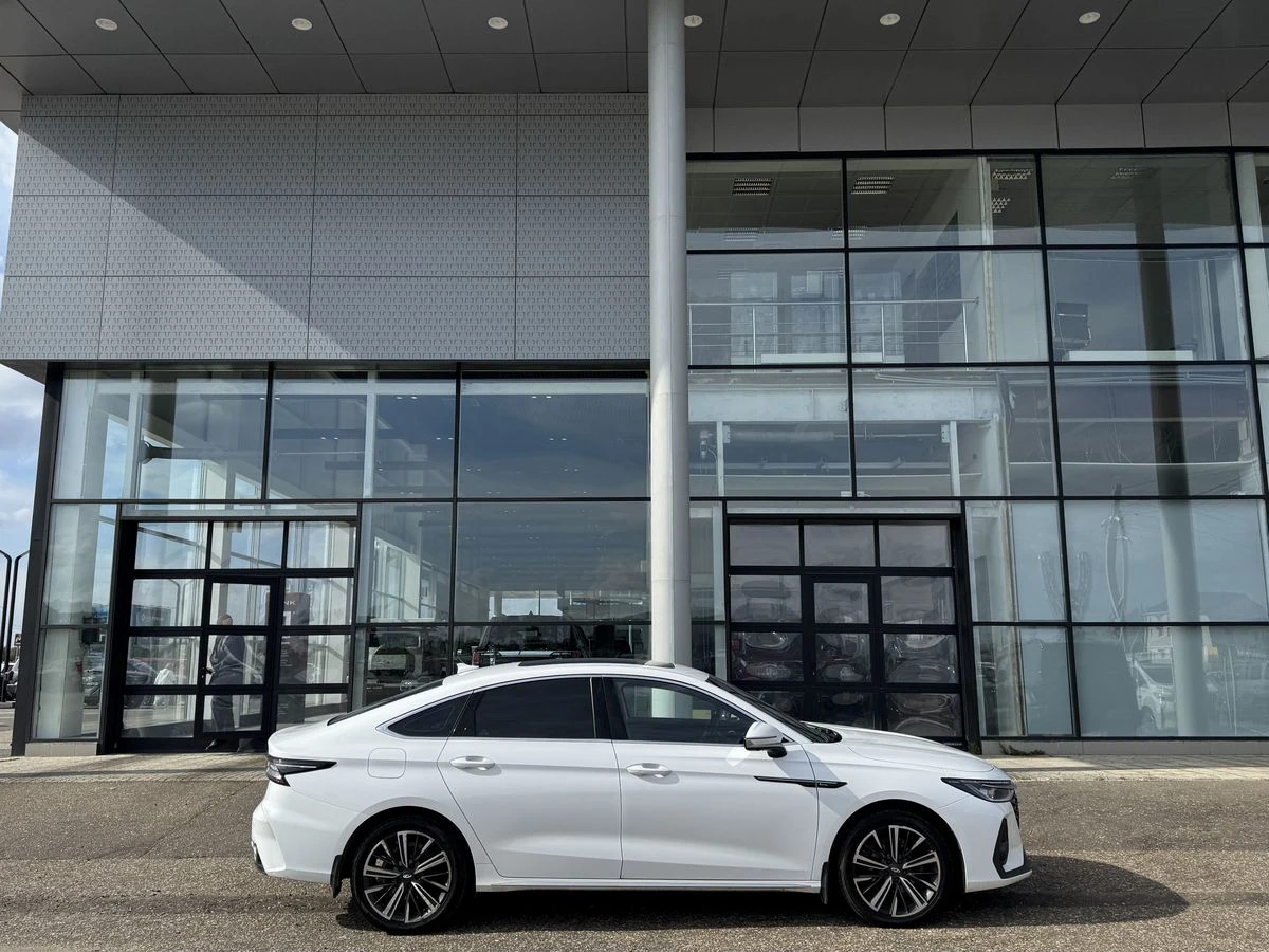 Chery Arrizo 8