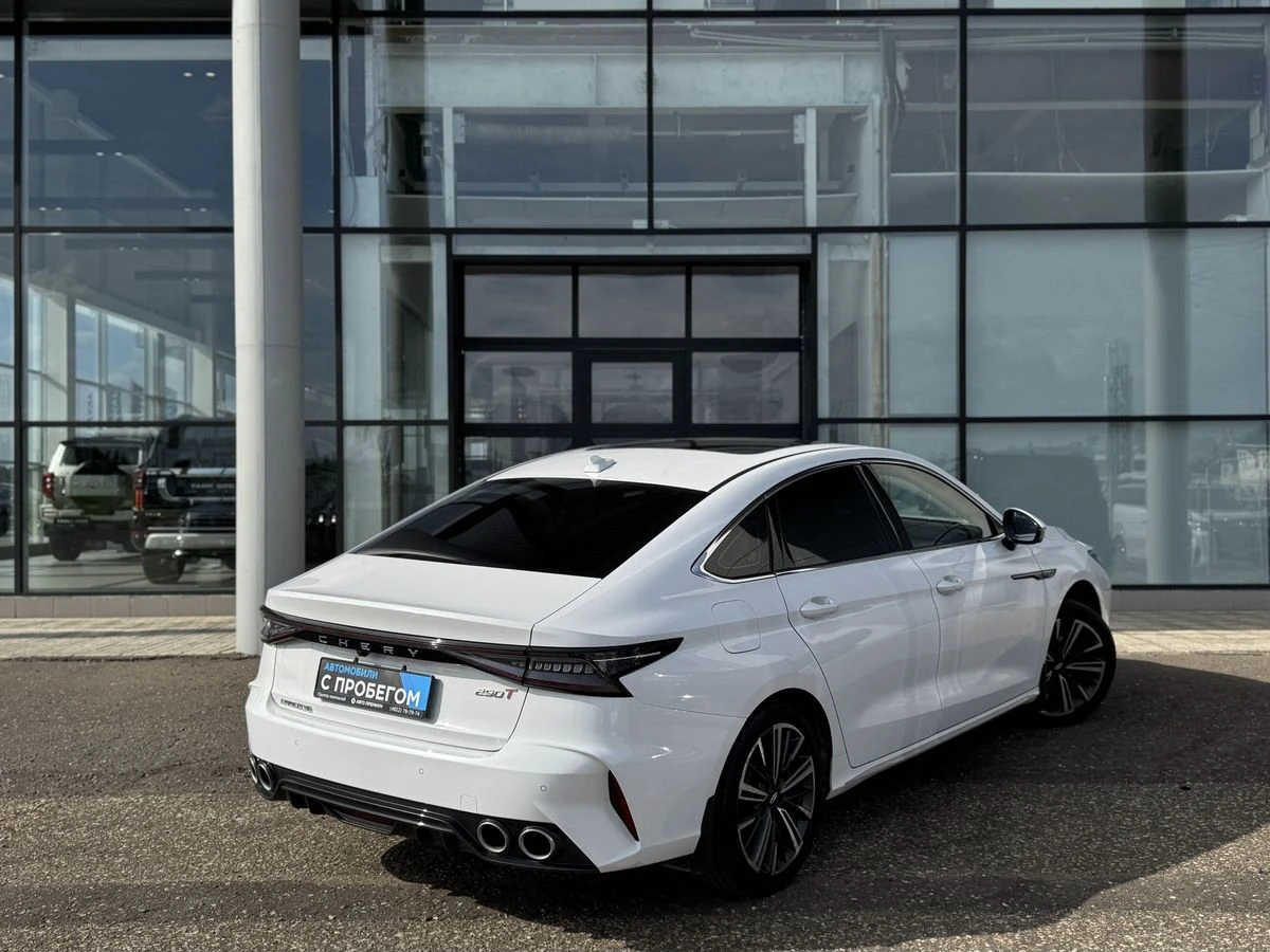 Chery Arrizo 8