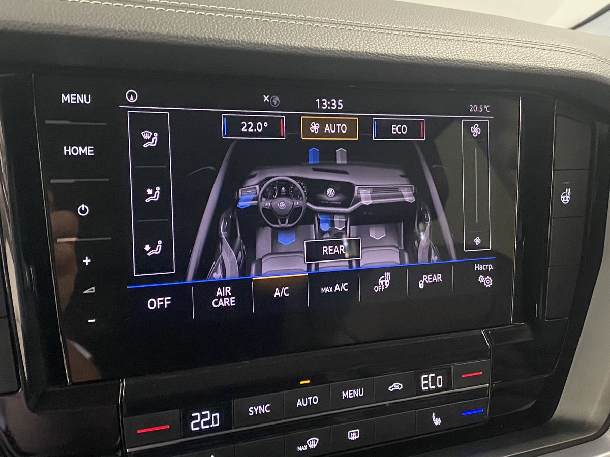 Volkswagen Touareg