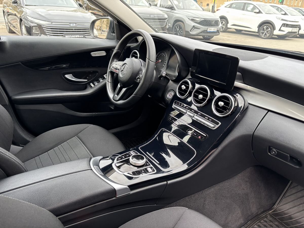 Mercedes-Benz C-Класс