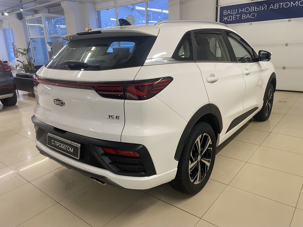 JAC JS6